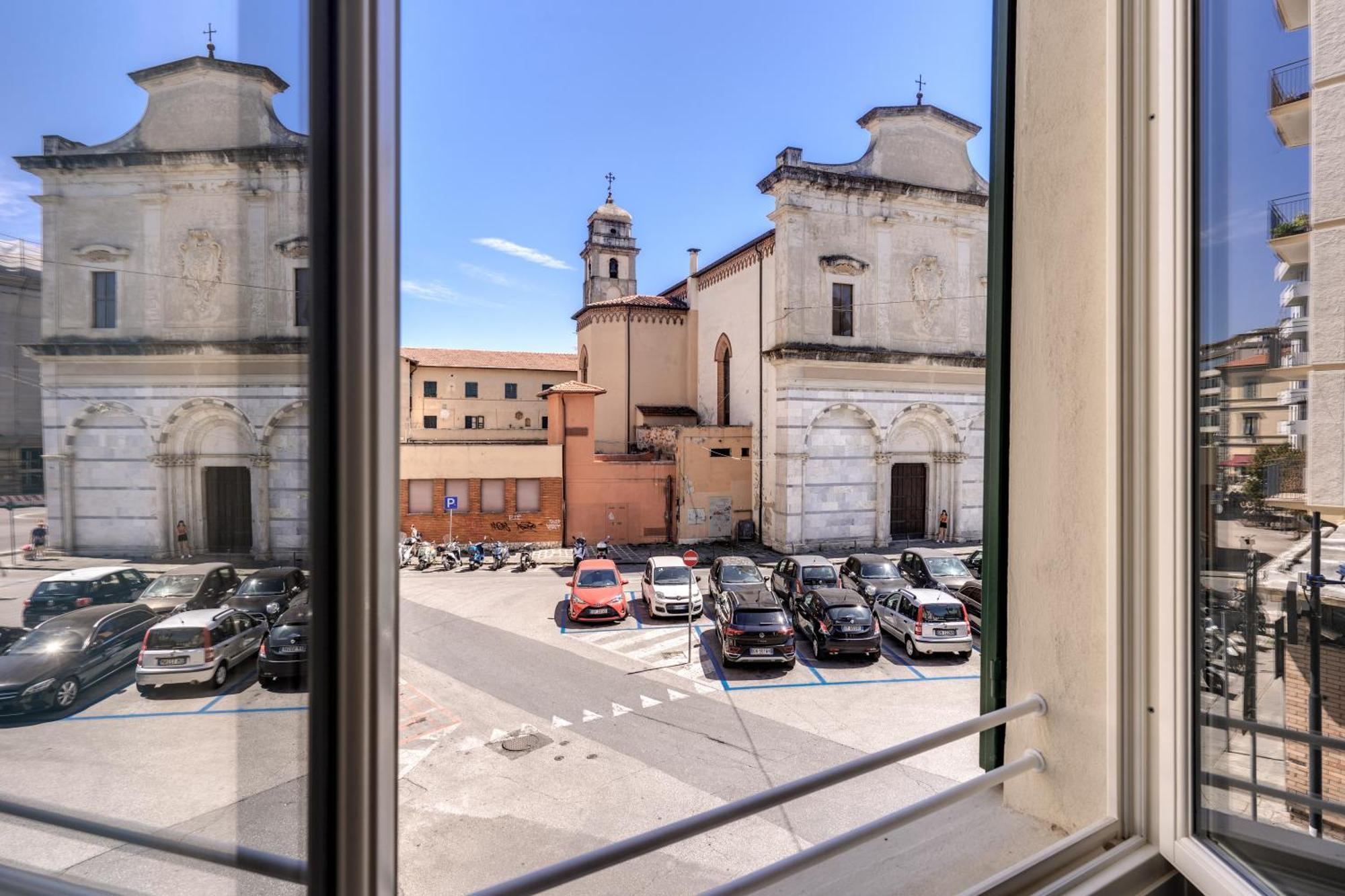 Aweshomeitaly Luxury Apartments Pisa Buitenkant foto